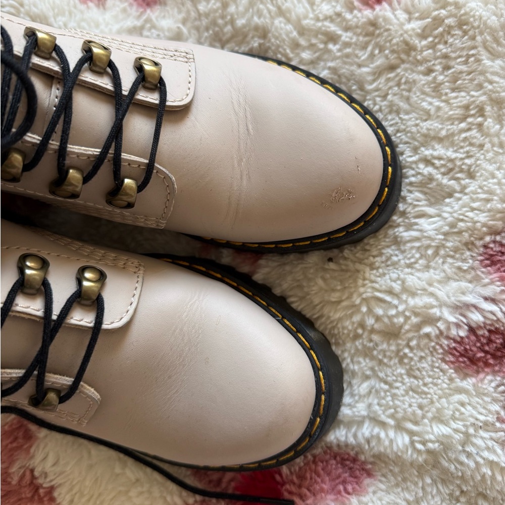 Leona dust pink Combat Boots Dr Martens - Picture 2 of 8